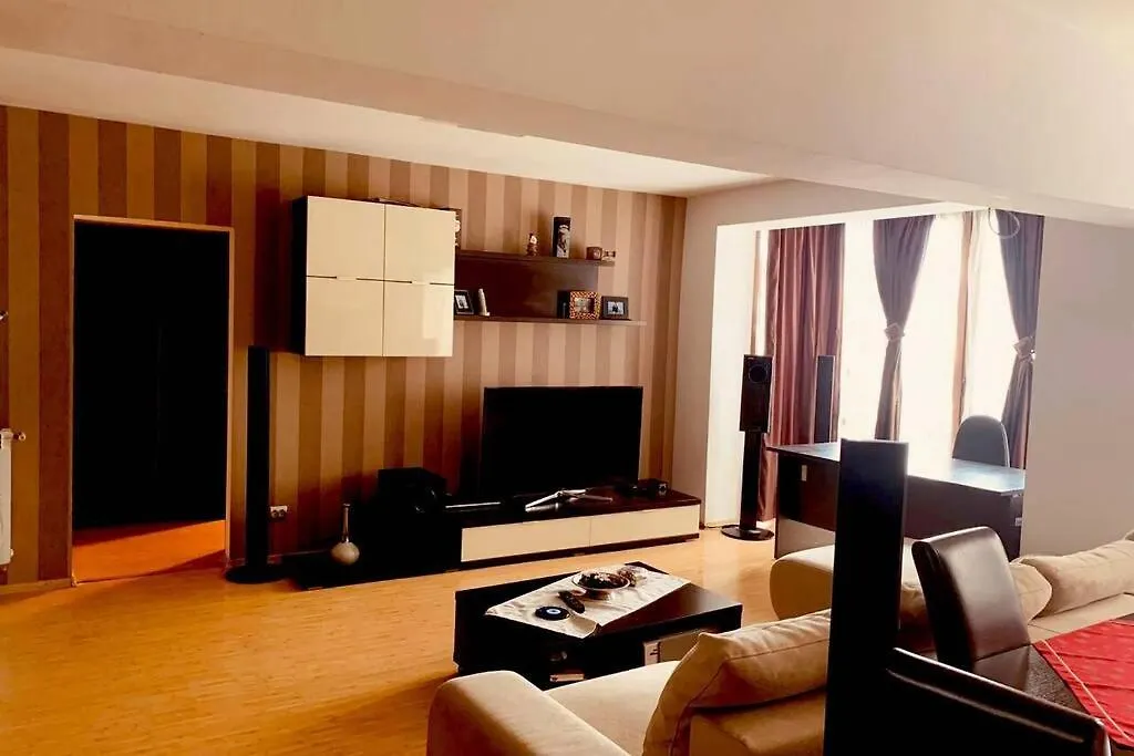 Cozy 2 Rooms Apartment Close To City Center ブカレスト